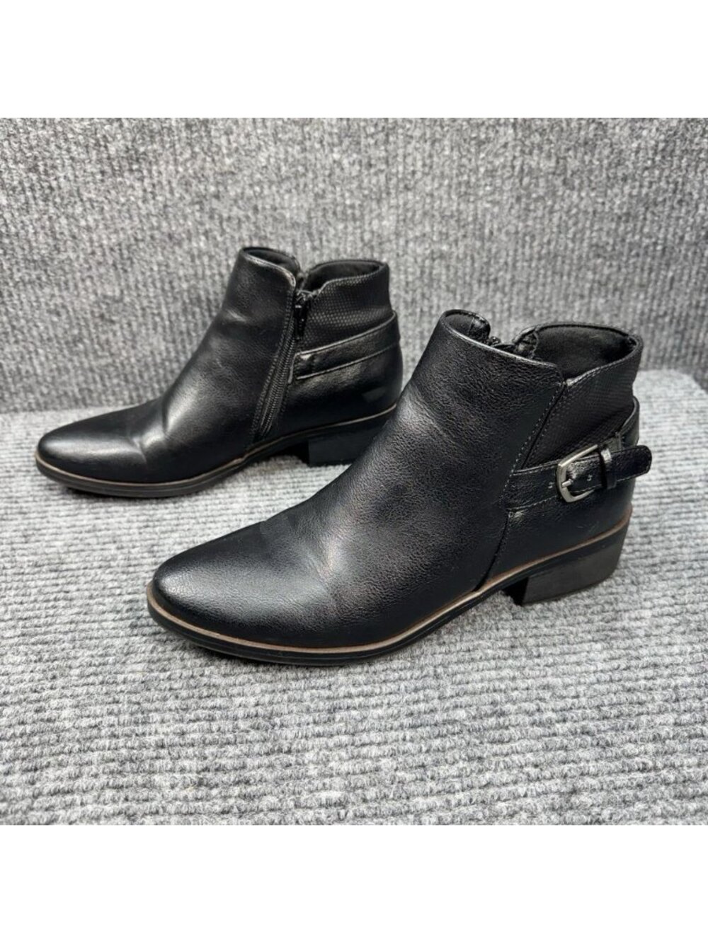 Baretraps Marconi Ankle Boots Women 8.5 Black Side Zip Buckle Bikercore Bootie